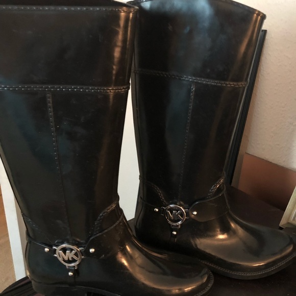 Mk boots - Picture 3 of 3